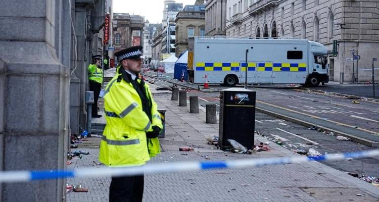 Λίβερπουλ : Ο θρίαμβος της ομάδας έσβησε μέσα στον πανικό