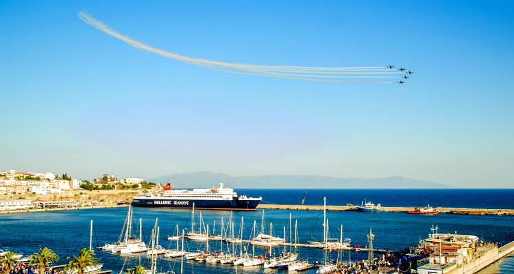 Kavala AirSea Show 2017: &Eta; &Lambda;ή&mu;&nu;&omicron;&sigmaf; &sigma;&epsilon; έ&nu;&alpha; &alpha;&pi;ό &tau;&alpha; &mu;&epsilon;&gamma;&alpha;&lambda;ύ&tau;&epsilon;&rho;&alpha; &alpha;&epsilon;&rho;&omicron;&pi;&omicron;&rho;&iota;&kappa;ά show &tau;&eta;&sigmaf; &chi;ώ&rho;&alpha;&sigmaf;