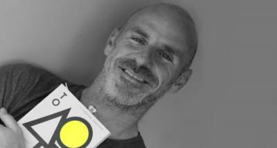 Στέφανος Ξενάκης στον FM 100: «Τώρα είναι η ιδανική αφορμή να κάνεις ένα restart στη ζωή σου» (audio)