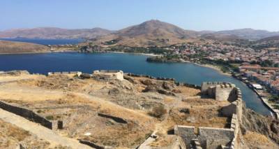 &Sigma;&tau;&eta; &Lambda;ή&mu;&nu;&omicron; &tau;&omicron; &epsilon;&pi;ό&mu;&epsilon;&nu;&omicron; &delta;&iota;ά&sigma;&tau;&eta;&mu;&alpha; &omicron;&mu;ά&delta;&alpha; &tau;&omicron;&upsilon; &pi;&epsilon;&rho;&iota;&omicron;&delta;&iota;&kappa;&omicron;ύ &laquo;National Geographic Traveler&raquo; &tau;&eta;&sigmaf; &Rho;&omicron;&upsilon;&mu;&alpha;&nu;ί&alpha;&sigmaf;