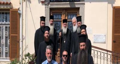 &Sigma;&tau;&eta;&nu; &Lambda;ή&mu;&nu;&omicron; &omicron; &Alpha;&rho;&chi;&iota;&epsilon;&pi;ί&sigma;&kappa;&omicron;&pi;&omicron;&sigmaf; &Iota;&epsilon;&rho;ώ&nu;&upsilon;&mu;&omicron;&sigmaf; (&Phi;&Omega;&Tau;&Omicron;)