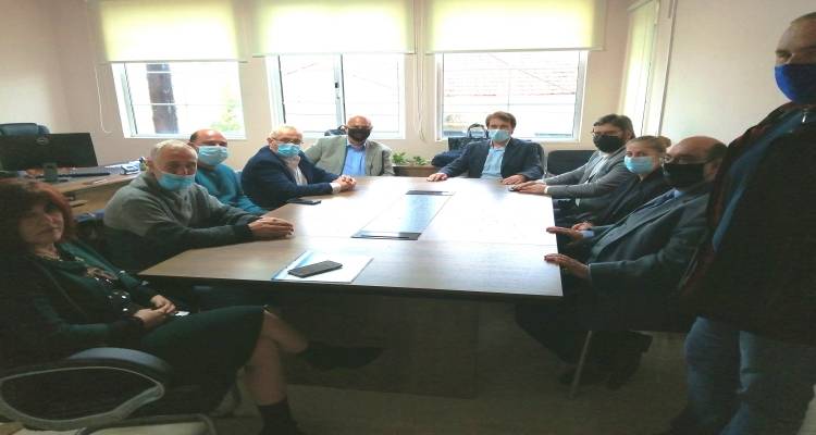 A&pi;&omicron;&lambda;&omicron;&gamma;&iota;&sigma;&mu;ό&sigmaf; &tau;&omicron;&upsilon; &laquo;&Alpha;&rho;&mu;&omicron;ύ&raquo; &gamma;&iota;&alpha; &tau;&eta; &nu;&eta;&sigma;&iota;&omega;&tau;&iota;&kappa;ή &pi;&omicron;&lambda;&iota;&tau;&iota;&kappa;ή &kappa;&alpha;&iota; &tau;&omicron;&upsilon;&sigmaf; &alpha;&nu;&alpha;&pi;&tau;&upsilon;&xi;&iota;&alpha;&kappa;&omicron;ύ&sigmaf; &omicron;&rho;&gamma;&alpha;&nu;&iota;&sigma;&mu;&omicron;ύ&sigmaf;