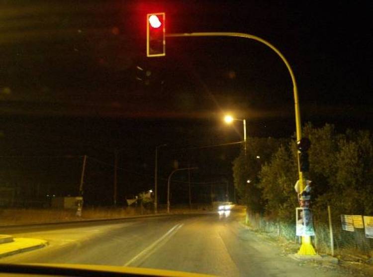 Κατ εξακολούθηση οι παραβάσεις στο φανάρι του Λιβαδοχωρίου