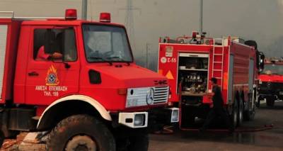 &Lambda;ή&mu;&nu;&omicron;&sigmaf;: &Phi;&omega;&tau;&iota;ά &tau;&alpha; &xi;&eta;&mu;&epsilon;&rho;ώ&mu;&alpha;&tau;&alpha; &sigma;&epsilon; &omicron;&iota;&kappa;ί&alpha; &sigma;&tau;&omicron; &Mu;&omicron;ύ&delta;&rho;&omicron;