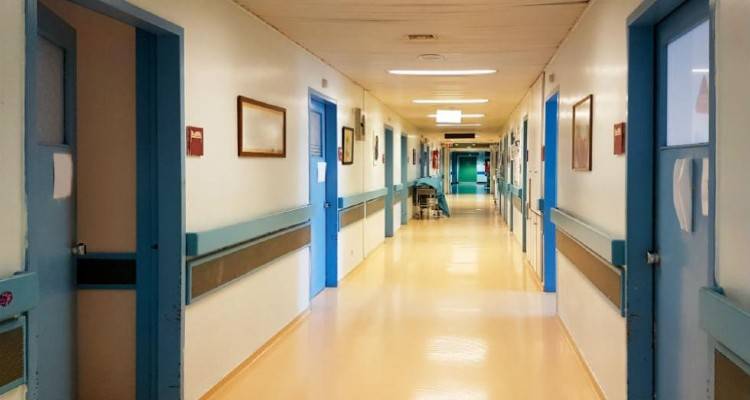 Κρούσματα κορωνοϊού: Στους 18 οι νεκροί | Πέθανε ηλικιωμένη στο Σωτηρία