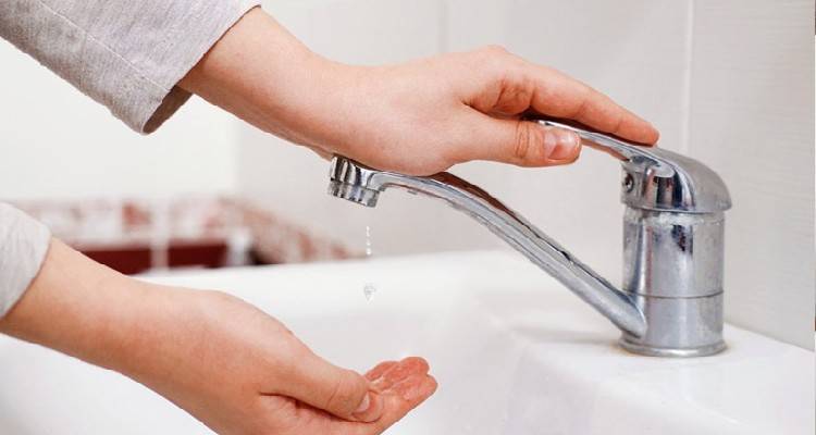 &Mu;ύ&rho;&iota;&nu;&alpha;: Έ&kappa;&tau;&alpha;&kappa;&tau;&eta; &delta;&iota;&alpha;&kappa;&omicron;&pi;ή ύ&delta;&rho;&epsilon;&upsilon;&sigma;&eta;&sigmaf;