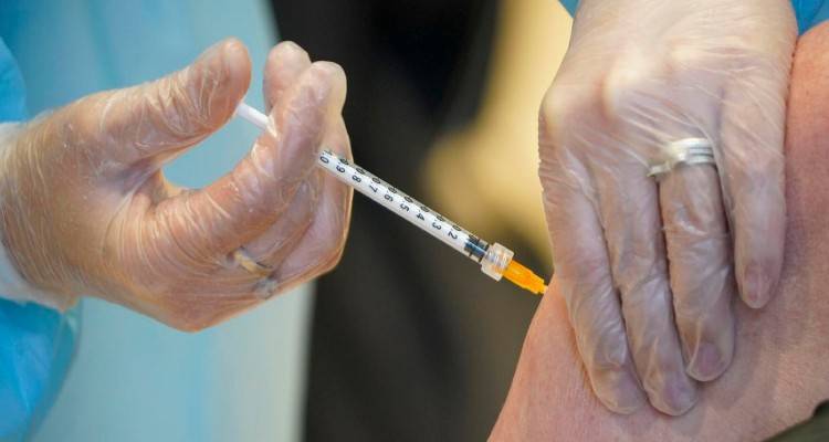 Κορονοϊός: Ασφαλές και αποτελεσματικό το εμβόλιο της AstraZeneca