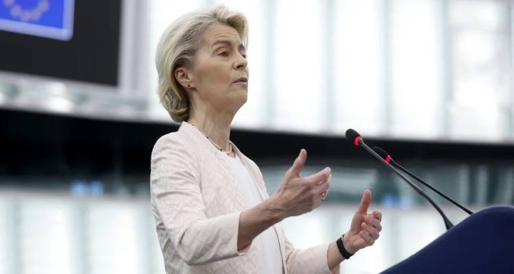 Politico: &Tau;&alpha; &phi;&alpha;&beta;&omicron;&rho;ί &gamma;&iota;&alpha; &tau;&alpha; &pi;&epsilon;&rho;&iota;&zeta;ή&tau;&eta;&tau;&alpha; &chi;&alpha;&rho;&tau;&omicron;&phi;&upsilon;&lambda;ά&kappa;&iota;&alpha; &sigma;&tau;&eta; &nu;έ&alpha; &Kappa;&omicron;&mu;&iota;&sigma;&iota;ό&nu; | &Gamma;&iota;&alpha; &pi;&omicron;&iota;&omicron; &alpha;&kappa;&omicron;ύ&gamma;&epsilon;&tau;&alpha;&iota; &omicron; &Tau;&zeta;&iota;&tau;&zeta;&iota;&kappa;ώ&sigma;&tau;&alpha;&sigmaf;