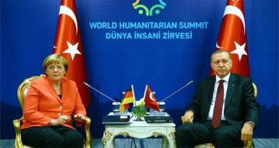 &Sigma;&tau;&alpha; ά&kappa;&rho;&alpha; &Omicron;&lambda;&lambda;&alpha;&nu;&delta;ί&alpha; &kappa;&alpha;&iota; &Tau;&omicron;&upsilon;&rho;&kappa;ί&alpha; | &Mu;έ&tau;&omega;&pi;&omicron; &mu;&epsilon; &tau;&eta; &Mu;έ&rho;&kappa;&epsilon;&lambda; ά&nu;&omicron;&iota;&xi;&epsilon; &omicron; &Epsilon;&rho;&nu;&tau;&omicron;&gamma;ά&nu;