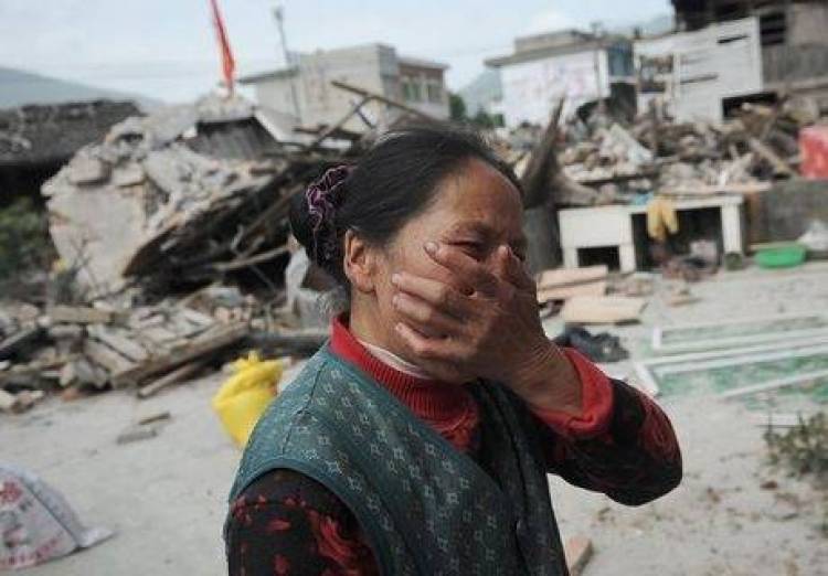 Κίνα: Στους 180 οι νεκροί από το σεισμό