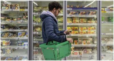 &Sigma;&upsilon;&rho;&rho;ί&kappa;&nu;&omega;&sigma;&eta; &tau;&eta;&sigmaf; &beta;&rho;&epsilon;&tau;&alpha;&nu;&iota;&kappa;ή&sigmaf; &omicron;&iota;&kappa;&omicron;&nu;&omicron;&mu;ί&alpha;&sigmaf; &pi;&rho;&omicron;&beta;&lambda;έ&pi;&epsilon;&iota; &tau;&omicron; &Delta;&Nu;&Tau;