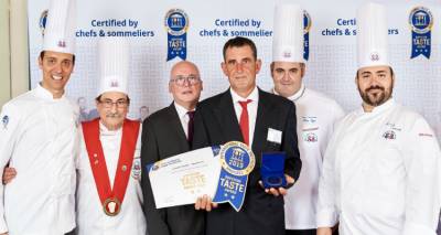 Βρυξέλλες: Παρέλαβε το Βραβείο Ανώτερης Γεύσης για το μέλι της Λήμνου ο Δ. Παλαιολόγος (photos)