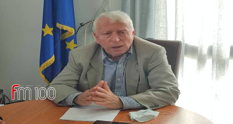 &Kappa;. &Mu;&omicron;&upsilon;&tau;&zeta;&omicron;ύ&rho;&eta;&sigmaf;: &laquo;&Lambda;&epsilon;&phi;&tau;ά &upsilon;&pi;ά&rho;&chi;&omicron;&upsilon;&nu; &gamma;&iota;&alpha; &tau;&eta; &Lambda;ή&mu;&nu;&omicron;, &alpha;&rho;&kappa;&epsilon;ί &nu;&alpha; &mu;&omicron;&upsilon; &tau;&alpha; &zeta;&eta;&tau;ή&sigma;&epsilon;&tau;&epsilon;&raquo; (video)