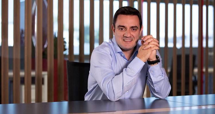 Γ. Δέτσης (Choose): Από την επικοινωνία και τη διαφήμιση, ξενοδοχειακή επένδυση στη Λήμνο