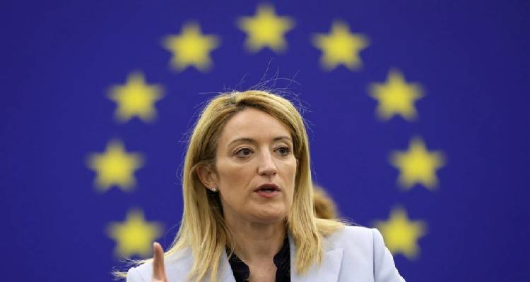 &Tau;&omicron; &Epsilon;&upsilon;&rho;&omega;&pi;&alpha;ϊ&kappa;ό &Kappa;&omicron;&iota;&nu;&omicron;&beta;&omicron;ύ&lambda;&iota;&omicron; &alpha;&pi;&alpha;&gamma;&omicron;&rho;&epsilon;ύ&epsilon;&iota; &tau;&eta;&nu; &epsilon;ί&sigma;&omicron;&delta;&omicron; &sigma;&epsilon; &epsilon;&kappa;&pi;&rho;&omicron;&sigma;ώ&pi;&omicron;&upsilon;&sigmaf; &rho;&omega;&sigma;&iota;&kappa;ώ&nu; &epsilon;&tau;&alpha;&iota;&rho;&epsilon;&iota;ώ&nu;