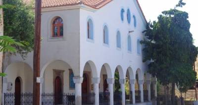 Εσπερινός στον Ιερό Ναό Εισοδίων της Θεοτόκου στο Βάρος παρουσία του Μητροπολίτη Λήμνου