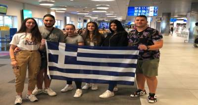 &Sigma;&tau;&eta;&nu; &Pi;&omicron;&rho;&tau;&omicron;&gamma;&alpha;&lambda;ί&alpha; &mu;&alpha;&theta;&eta;&tau;έ&sigmaf; &tau;&omicron;&upsilon; &Gamma;&Epsilon;&Lambda; &Mu;ύ&rho;&iota;&nu;&alpha;&sigmaf;