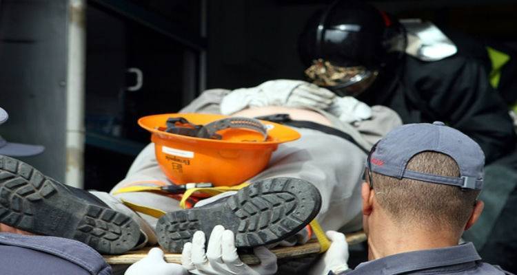 Καταπλακώθηκε εργάτης στον Κοντιά