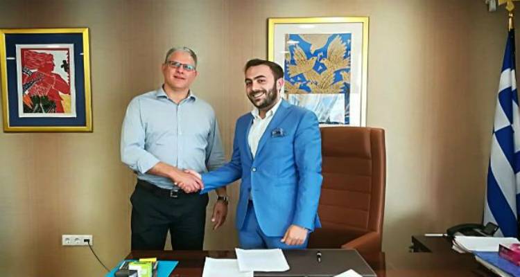 &Mu;&alpha;&nu;&omega;&lambda;ό&pi;&omicron;&upsilon;&lambda;&omicron;&sigmaf;: &Psi;ά&chi;&nu;&epsilon;&iota; &xi;έ&nu;&omicron;&upsilon;&sigmaf; &pi;&alpha;ί&kappa;&tau;&epsilon;&sigmaf; &sigma;&tau;&iota;&sigmaf; &Eta;&Pi;&Alpha; &gamma;&iota;&alpha; &tau;&omicron;&nu; Ή&phi;&alpha;&iota;&sigma;&tau;&omicron; &Lambda;ή&mu;&nu;&omicron;&upsilon;