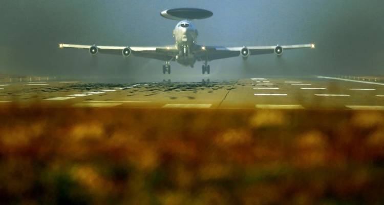 &Gamma;&epsilon;&rho;&mu;&alpha;&nu;ί&alpha;: &Sigma;&upsilon;&nu;&alpha;&gamma;&epsilon;&rho;&mu;ό&sigmaf; &sigma;&epsilon; &alpha;&epsilon;&rho;&omicron;&pi;&omicron;&rho;&iota;&kappa;ή &beta;ά&sigma;&eta; &tau;&omicron;&upsilon; &Nu;&Alpha;&Tau;&Omicron; -&Alpha;&upsilon;&xi;ά&nu;&omicron;&nu;&tau;&alpha;&iota; &tau;&alpha; &mu;έ&tau;&rho;&alpha; &alpha;&sigma;&phi;&alpha;&lambda;&epsilon;ί&alpha;&sigmaf; &lambda;ό&gamma;&omega; &pi;&iota;&theta;&alpha;&nu;ή&sigmaf; &alpha;&pi;&epsilon;&iota;&lambda;ή&sigmaf;