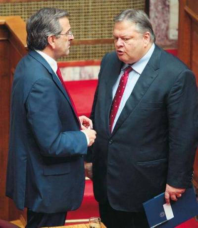 &Sigma;&tau;&omicron; &tau;&rho;&alpha;&pi;έ&zeta;&iota; &eta; &pi;ώ&lambda;&eta;&sigma;&eta; &tau;&eta;&sigmaf; &Delta;&Epsilon;&Eta;