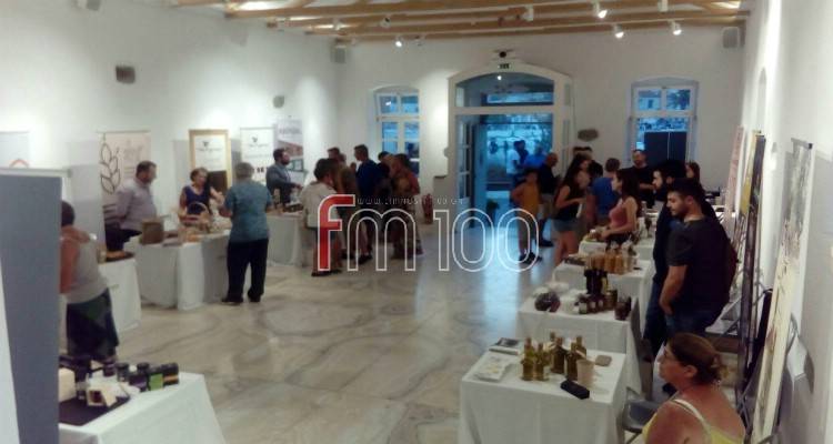 Lemnos Philema 2019: &laquo;&Mu;ά&gamma;&epsilon;&psi;&epsilon;&raquo; &tau;&omicron; &kappa;&omicron;&iota;&nu;ό &omicron; &gamma;&alpha;&sigma;&tau;&rho;&omicron;&nu;&omicron;&mu;&iota;&kappa;ό&sigmaf; &pi;&lambda;&omicron;ύ&tau;&omicron;&sigmaf; &tau;&eta;&sigmaf; &Lambda;ή&mu;&nu;&omicron;&upsilon;! (photos &amp; video)