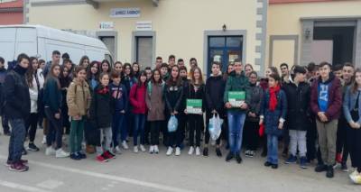 &Tau;&omicron; &pi;&iota;&omicron; &omicron;&upsilon;&sigma;&iota;&alpha;&sigma;&tau;&iota;&kappa;ό &delta;ώ&rho;&omicron; &gamma;&iota;&alpha; &tau;&eta;&nu; &eta;&mu;έ&rho;&alpha; &tau;&omicron;&upsilon; &Alpha;&gamma;ί&omicron;&upsilon; &Beta;&alpha;&lambda;&epsilon;&nu;&tau;ί&nu;&omicron;&upsilon; &alpha;&pi;ό &tau;&omicron;&upsilon;&sigmaf; &mu;&alpha;&theta;&eta;&tau;έ&sigmaf; &tau;&omicron;&upsilon; &Gamma;&upsilon;&mu;&nu;&alpha;&sigma;ί&omicron;&upsilon; &Mu;&omicron;ύ&delta;&rho;&omicron;&upsilon; (photos)