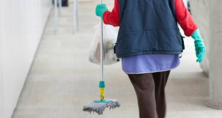 Πρόσκληση εκδήλωσης ενδιαφέροντος για την καθαριότητα του Εσπερινού Γυμνασίου με Λυκειακές Τάξεις Μύρινας