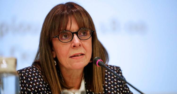 &Alpha;&iota;&kappa;&alpha;&tau;&epsilon;&rho;ί&nu;&eta; &Sigma;&alpha;&kappa;&epsilon;&lambda;&lambda;&alpha;&rho;&omicron;&pi;&omicron;ύ&lambda;&omicron;&upsilon;: &Eta; &delta;&iota;&alpha;&delta;&iota;&kappa;&alpha;&sigma;ί&alpha; &epsilon;&kappa;&lambda;&omicron;&gamma;ή&sigmaf; &tau;&eta;&sigmaf;, &tau;&alpha; &rho;&epsilon;&kappa;ό&rho; &psi;ή&phi;&omega;&nu; &kappa;&alpha;&iota; &eta; &pi;&iota;&omicron; &epsilon;&pi;&epsilon;&iota;&sigma;&omicron;&delta;&iota;&alpha;&kappa;ή &epsilon;&kappa;&lambda;&omicron;&gamma;ή &Pi;&tau;&Delta;