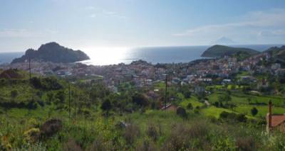 &Eta; &Lambda;ή&mu;&nu;&omicron;&sigmaf; &sigma;&tau;&omicron; &Epsilon;&lambda;&lambda;&eta;&nu;&iota;&kappa;ό &Pi;&epsilon;&rho;ί&pi;&tau;&epsilon;&rho;&omicron; &sigma;&tau;&eta;&nu; 15&eta;  &Mu;&pi;&iota;&epsilon;&nu;ά&lambda;&epsilon; &Alpha;&rho;&chi;&iota;&tau;&epsilon;&kappa;&tau;&omicron;&nu;&iota;&kappa;ή&sigmaf; &tau;&eta;&sigmaf; &Beta;&epsilon;&nu;&epsilon;&tau;ί&alpha;&sigmaf; (mp3)