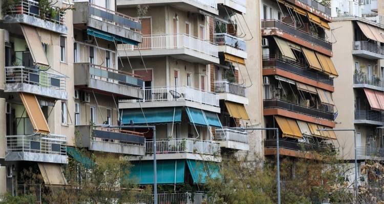 &Sigma;&tau;&iota;&sigmaf; 21 &Phi;&epsilon;&beta;&rho;&omicron;&upsilon;&alpha;&rho;ί&omicron;&upsilon; &alpha;&nu;&omicron;ί&gamma;&epsilon;&iota; &xi;&alpha;&nu;ά &eta; &pi;&lambda;&alpha;&tau;&phi;ό&rho;&mu;&alpha; &gamma;&iota;&alpha; &tau;&omicron; &beta;&epsilon;&lambda;&tau;&iota;&omega;&mu;έ&nu;&omicron; &pi;&rho;ό&gamma;&rho;&alpha;&mu;&mu;&alpha; &laquo;&Alpha;&nu;&alpha;&kappa;&alpha;&iota;&nu;ί&zeta;&omega;-&Nu;&omicron;&iota;&kappa;&iota;ά&zeta;&omega;&raquo;