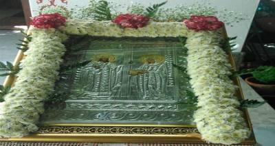 &Pi;&alpha;&nu;&eta;&gamma;&upsilon;&rho;ί&zeta;&epsilon;&iota; &tau;&omicron; &pi;&alpha;&rho;&epsilon;&kappa;&kappa;&lambda;ή&sigma;&iota; &tau;&omega;&nu; &Alpha;&gamma;. &Kappa;&omega;&nu;&sigma;&tau;&alpha;&nu;&tau;ί&nu;&omicron;&upsilon; &kappa;&alpha;&iota; &Epsilon;&lambda;έ&nu;&eta;&sigmaf; &sigma;&tau;&omicron;&nu; Ά&gamma;&iota;&omicron; &Delta;&eta;&mu;ή&tau;&rho;&iota;&omicron;