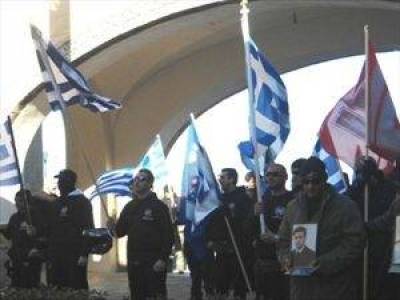 &Eta; &mu;&pi;ά&nu;&tau;&alpha; &tau;&omicron;&upsilon; &delta;ή&mu;&omicron;&upsilon; &Rho;ό&delta;&omicron;&upsilon; &pi;&alpha;&rho;έ&alpha; &mu;&epsilon; &tau;&eta; &Chi;&rho;&upsilon;&sigma;ή &Alpha;&upsilon;&gamma;ή