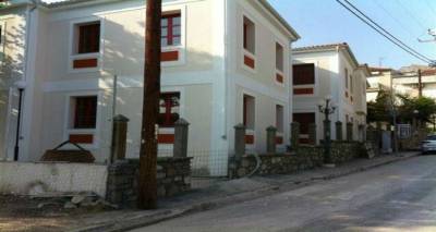 Διαρροή πετρελαίου στο 3ο Δημοτικό Μύρινας | Διαμαρτυρία σήμερα από Γονείς και Εκπαιδευτικούς