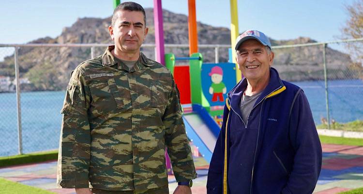 &Lambda;ή&mu;&nu;&omicron;&sigmaf;: &Sigma;&upsilon;&nu;ά&nu;&tau;&eta;&sigma;&eta; &tau;&omicron;&upsilon; &Delta;&iota;&omicron;&iota;&kappa;&eta;&tau;ή &tau;&eta;&sigmaf; 88 &Sigma;&Delta;&Iota; &mu;&epsilon; &tau;&omicron;&nu; &zeta;&omega;&gamma;&rho;ά&phi;&omicron; &Pi;&alpha;&nu;&alpha;&gamma;&iota;ώ&tau;&eta; &Sigma;&phi;&upsilon;&rho;ή | &laquo;&Alpha;&rho;&mu;&omicron;&nu;&iota;&kappa;ή &sigma;&upsilon;&nu;&epsilon;&rho;&gamma;&alpha;&sigma;ί&alpha; &sigma;&tau;&rho;&alpha;&tau;&omicron;ύ &kappa;&alpha;&iota; &pi;&omicron;&lambda;&iota;&tau;ώ&nu;&raquo;