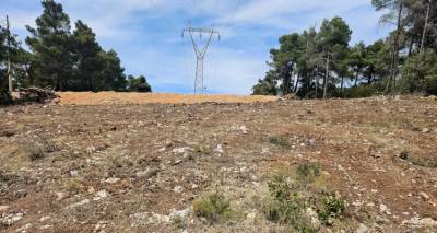 &Tau;&alpha;&chi;ύ&tau;&epsilon;&rho;&eta; &eta; &epsilon;&pi;ί&lambda;&upsilon;&sigma;&eta; &kappa;&tau;&eta;&mu;&alpha;&tau;&omicron;&lambda;&omicron;&gamma;&iota;&kappa;ώ&nu; &delta;&iota;&alpha;&phi;&omicron;&rho;ώ&nu; &mu;&epsilon;&tau;&alpha;&xi;ύ &Delta;&eta;&mu;&omicron;&sigma;ί&omicron;&upsilon; &kappa;&alpha;&iota; &pi;&omicron;&lambda;&iota;&tau;ώ&nu;, &mu;έ&sigma;&omega; &tau;&eta;&sigmaf; &delta;&iota;&alpha;&mu;&epsilon;&sigma;&omicron;&lambda;ά&beta;&eta;&sigma;&eta;&sigmaf;