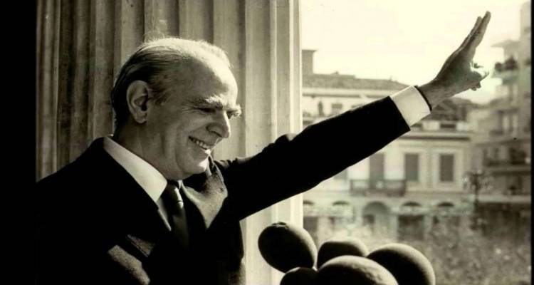 Πέρασαν 27 χρόνια από τον θάνατο του Κωνσταντίνου Καραμανλή