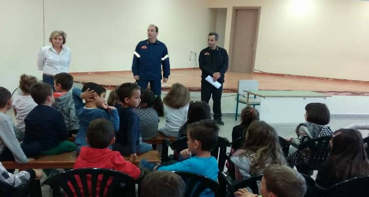 &Epsilon;&pi;&iota;&mu;&omicron;&rho;&phi;&omega;&tau;&iota;&kappa;ό &sigma;&epsilon;&mu;&iota;&nu;ά&rho;&iota;&omicron; &gamma;&iota;&alpha; &sigma;&epsilon;&iota;&sigma;&mu;&omicron;ύ&sigmaf; &sigma;&tau;&omicron; 2&omicron; &Delta;&eta;&mu;&omicron;&tau;&iota;&kappa;ό &Sigma;&chi;&omicron;&lambda;&epsilon;ί&omicron; &Mu;ύ&rho;&iota;&nu;&alpha;&sigmaf; (photos)