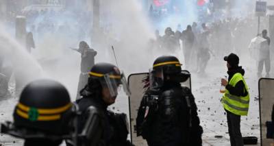&Sigma;&epsilon; &iota;&sigma;&chi;ύ &eta; &alpha;&pi;&alpha;&gamma;ό&rho;&epsilon;&upsilon;&sigma;&eta; &kappa;&upsilon;&kappa;&lambda;&omicron;&phi;&omicron;&rho;ί&alpha;&sigmaf; &sigma;&tau;&omicron; &Pi;&alpha;&rho;ί&sigma;&iota; &kappa;&alpha;&iota; ά&lambda;&lambda;&epsilon;&sigmaf; &pi;ό&lambda;&epsilon;&iota;&sigmaf; &tau;&eta;&sigmaf; &Gamma;&alpha;&lambda;&lambda;ί&alpha;&sigmaf; | &Delta;ί&kappa;&epsilon;&sigmaf; &laquo;&epsilon;&xi;&pi;&rho;έ&sigmaf;&raquo; &gamma;&iota;&alpha; &sigma;&upsilon;&lambda;&lambda;&eta;&phi;&theta;έ&nu;&tau;&epsilon;&sigmaf;, &phi;ό&beta;&omicron;&iota; &gamma;&iota;&alpha; &nu;έ&omicron; &kappa;ύ&kappa;&lambda;&omicron; &epsilon;&pi;&epsilon;&iota;&sigma;&omicron;&delta;ί&omega;&nu;