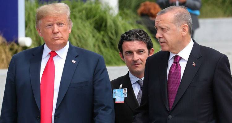 &Nu;έ&epsilon;&sigmaf; &alpha;&pi;&epsilon;&iota;&lambda;έ&sigmaf; &Tau;&rho;&alpha;&mu;&pi; &sigma;&epsilon; &Tau;&omicron;&upsilon;&rho;&kappa;ί&alpha;: &Delta;&epsilon;&nu; &theta;&alpha; &pi;&lambda;&eta;&rho;ώ&sigma;&omicron;&upsilon;&mu;&epsilon; &tau;ί&pi;&omicron;&tau;&alpha; &gamma;&iota;&alpha; &tau;&omicron;&nu; &laquo;ό&mu;&eta;&rho;&omicron;&raquo; &Mu;&pi;&rho;ά&nu;&sigma;&omicron;&nu;, &theta;&alpha; &kappa;ά&nu;&omicron;&upsilon;&mu;&epsilon; &pi;&epsilon;&rho;&iota;&kappa;&omicron;&pi;έ&sigmaf;