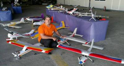 Έ&kappa;&theta;&epsilon;&sigma;&eta; &alpha;&epsilon;&rho;&omicron;&mu;&omicron;&nu;&tau;&epsilon;&lambda;&iota;&sigma;&mu;&omicron;ύ &sigma;&tau;&eta;&nu; 130 &Sigma;&mu;&eta;&nu;&alpha;&rho;&chi;ί&alpha; &Mu;ά&chi;&eta;&sigmaf; &sigma;&tau;&eta; &Lambda;ή&mu;&nu;&omicron;