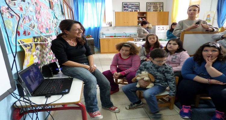 &Omicron;&iota; &mu;&alpha;&theta;&eta;&tau;έ&sigmaf;  &tau;&omicron;&upsilon; &Epsilon;&iota;&delta;&iota;&kappa;&omicron;ύ &Sigma;&chi;&omicron;&lambda;&epsilon;ί&omicron;&upsilon; &Kappa;&alpha;&lambda;&lambda;&iota;&theta;έ&alpha;&sigmaf; &epsilon;&tau;&omicron;ί&mu;&alpha;&sigma;&alpha;&nu; &tau;&omicron; &laquo;&Lambda;&omicron;ύ&nu;&alpha; &Pi;&alpha;&rho;&kappa; &tau;&omega;&nu; &Pi;&alpha;&iota;&chi;&nu;&iota;&delta;&iota;ώ&nu;&raquo; &kappa;&alpha;&iota; &mu;&alpha;&sigmaf; &pi;&epsilon;&rho;&iota;&mu;έ&nu;&omicron;&upsilon;&nu;&hellip;