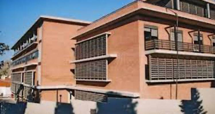 &Alpha;&pi;ά&nu;&tau;&eta;&sigma;&eta; &tau;&omicron;&upsilon; &iota;&alpha;&tau;&rho;&omicron;ύ &gamma;&upsilon;&nu;&alpha;&iota;&kappa;&omicron;&lambda;ό&gamma;&omicron;&upsilon; &Theta;. &Alpha;&lambda;&lambda;&alpha;&gamma;&iota;ά&nu;&nu;&eta; &sigma;&tau;&eta;&nu; &kappa;&alpha;&tau;&alpha;&gamma;&gamma;&epsilon;&lambda;ί&alpha; &Beta;&alpha;&kappa;&iota;&rho;&tau;&zeta;ή.