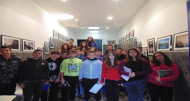 Στην έκθεση της Φωτογραφικής Ομάδας Λήμνου η Γ&#039; Γυμνασίου Μύρινας