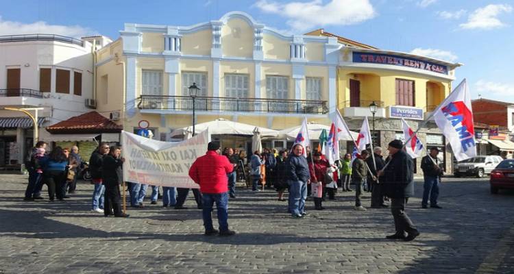 &Lambda;ή&mu;&nu;&omicron;&sigmaf;: &Mu;&epsilon; &mu;&iota;&kappa;&rho;ή &sigma;&upsilon;&mu;&mu;&epsilon;&tau;&omicron;&chi;ή &eta; &sigma;&eta;&mu;&epsilon;&rho;&iota;&nu;ή &alpha;&pi;&epsilon;&rho;&gamma;&iota;&alpha;&kappa;ή &sigma;&upsilon;&gamma;&kappa;έ&nu;&tau;&rho;&omega;&sigma;&eta; &sigma;&tau;&eta; &Mu;ύ&rho;&iota;&nu;&alpha; (photos)