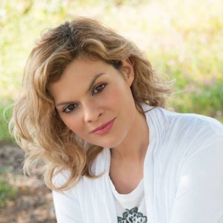 Πραγματοποιήθηκε η παρουσίαση του βιβλίου της Μαρίας - Λιάσκα Μαυράκη στη Λήμνο (photo+videos)