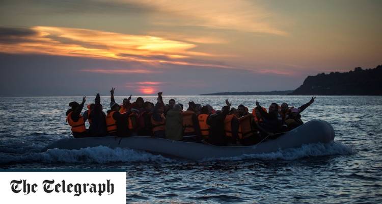Βρετανία: Η κυβέρνηση φαίνεται αποφασισμένη να ελέγξει την παράνομη μετανάστευση