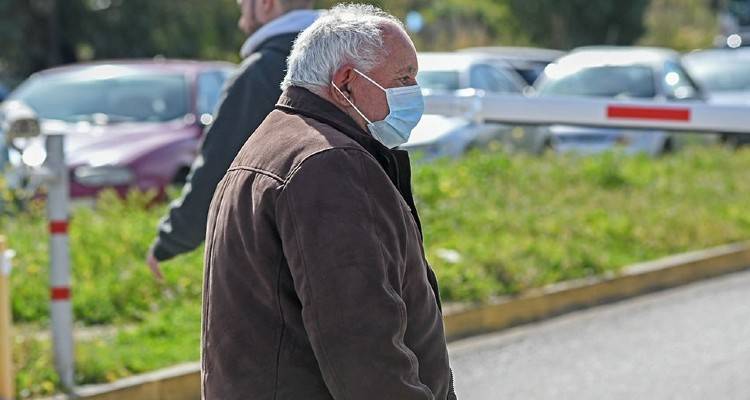 Κορωνοϊός: Οδηγίες για άτομα που ήρθαν σε επαφή με ύποπτο υπό διερεύνηση ή επιβεβαιωμένο κρούσμα