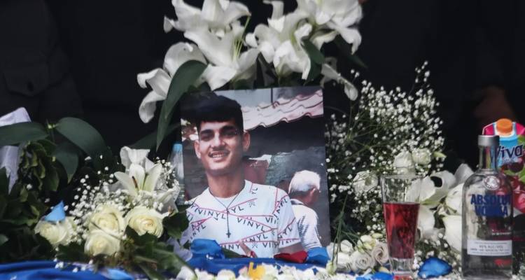 &Theta;&epsilon;&sigma;&sigma;&alpha;&lambda;&omicron;&nu;ί&kappa;&eta;: &Phi;&upsilon;&lambda;ά&kappa;&iota;&sigma;&eta; &mu;&epsilon; &alpha;&nu;&alpha;&sigma;&tau;&omicron;&lambda;ή &sigma;&tau;&omicron;&nu; &alpha;&sigma;&tau;&upsilon;&nu;&omicron;&mu;&iota;&kappa;ό &pi;&omicron;&upsilon; &pi;&upsilon;&rho;&omicron;&beta;ό&lambda;&eta;&sigma;&epsilon; &kappa;&alpha;&iota; &sigma;&kappa;ό&tau;&omega;&sigma;&epsilon; &tau;&omicron;&nu; 16&chi;&rho;&omicron;&nu;&omicron; &Kappa;ώ&sigma;&tau;&alpha; &Phi;&rho;&alpha;&gamma;&kappa;&omicron;ύ&lambda;&eta;