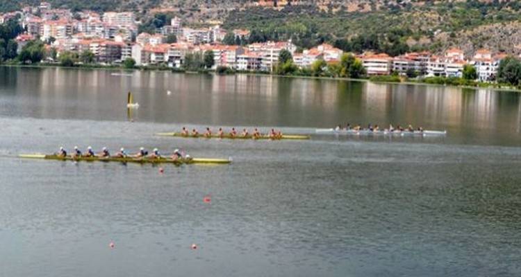 &Delta;&iota;&alpha;&pi;&rho;έ&pi;&omicron;&upsilon;&nu; &omicron;&iota; &alpha;&theta;&lambda;&eta;&tau;έ&sigmaf; &tau;&omicron;&upsilon; &Nu;.&Omicron;. &Lambda;ή&mu;&nu;&omicron;&upsilon; &sigma;&tau;&omicron; 81&omicron; &Pi;&alpha;&nu;&epsilon;&lambda;&lambda;ή&nu;&iota;&omicron; &Pi;&rho;&omega;&tau;&alpha;&theta;&lambda;ή&mu;&alpha; &Pi;&alpha;ί&delta;&omega;&nu;-&Kappa;&omicron;&rho;&alpha;&sigma;ί&delta;&omega;&nu;